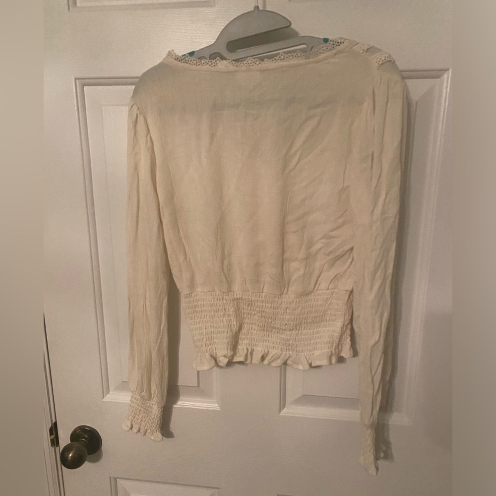 Cream top - Picture 3 of 3